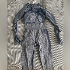 Gymshark full set (long sleeve, bra, leggings) sz XS